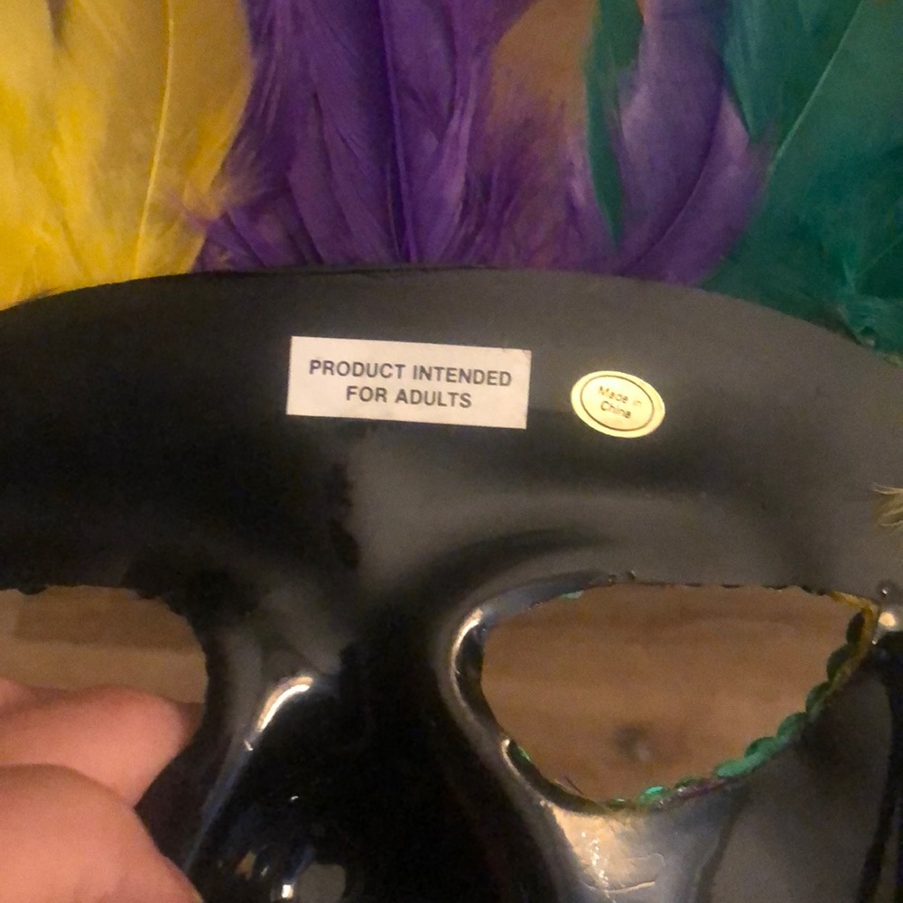 Feather mask - Picture 5 of 5